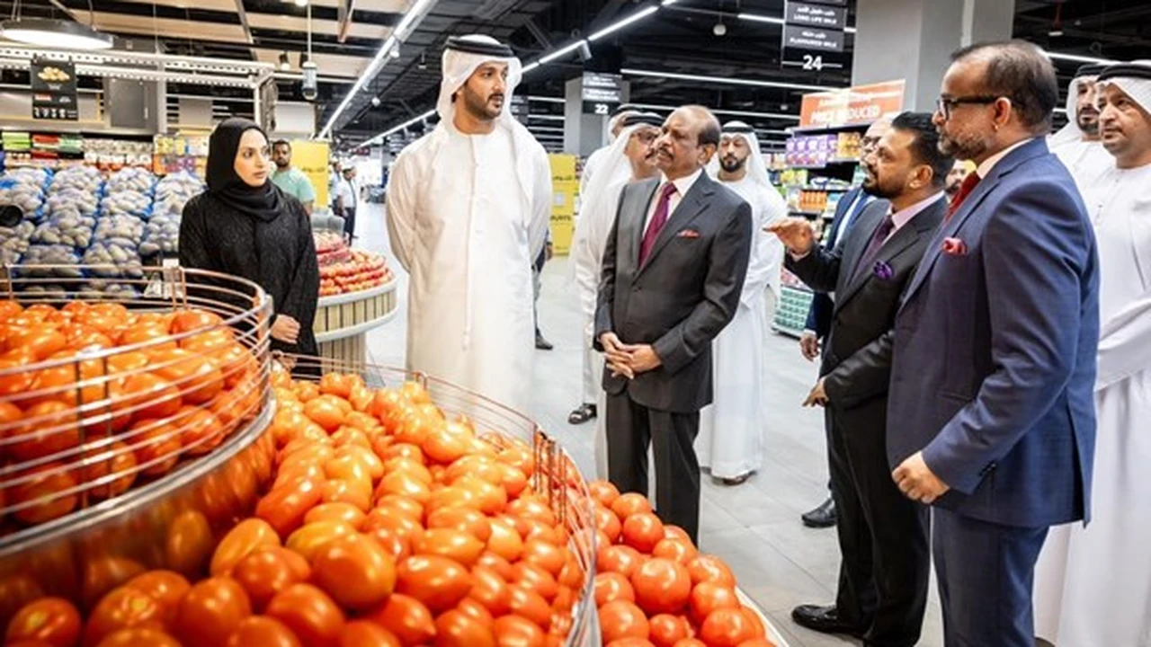 عبد الله بن طوق: الإمارات تعزز أمنها الغذائي عبر شبكة شراكات تجارية عالمية